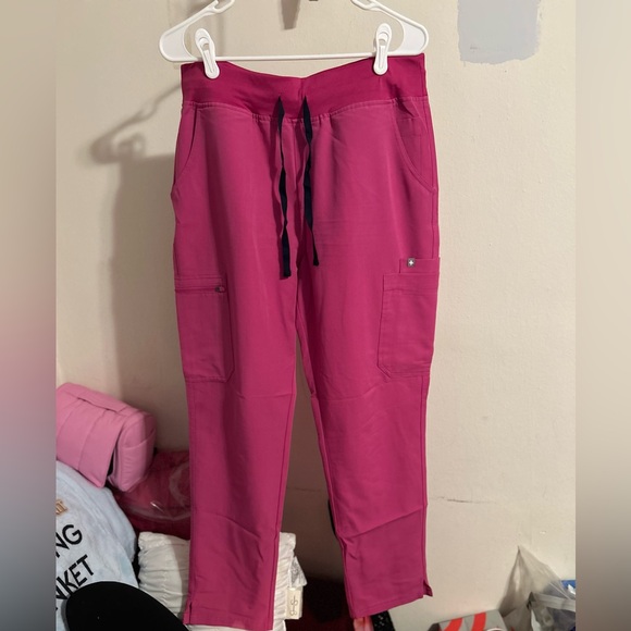 Figs Scrub Set - Picture 3 of 5